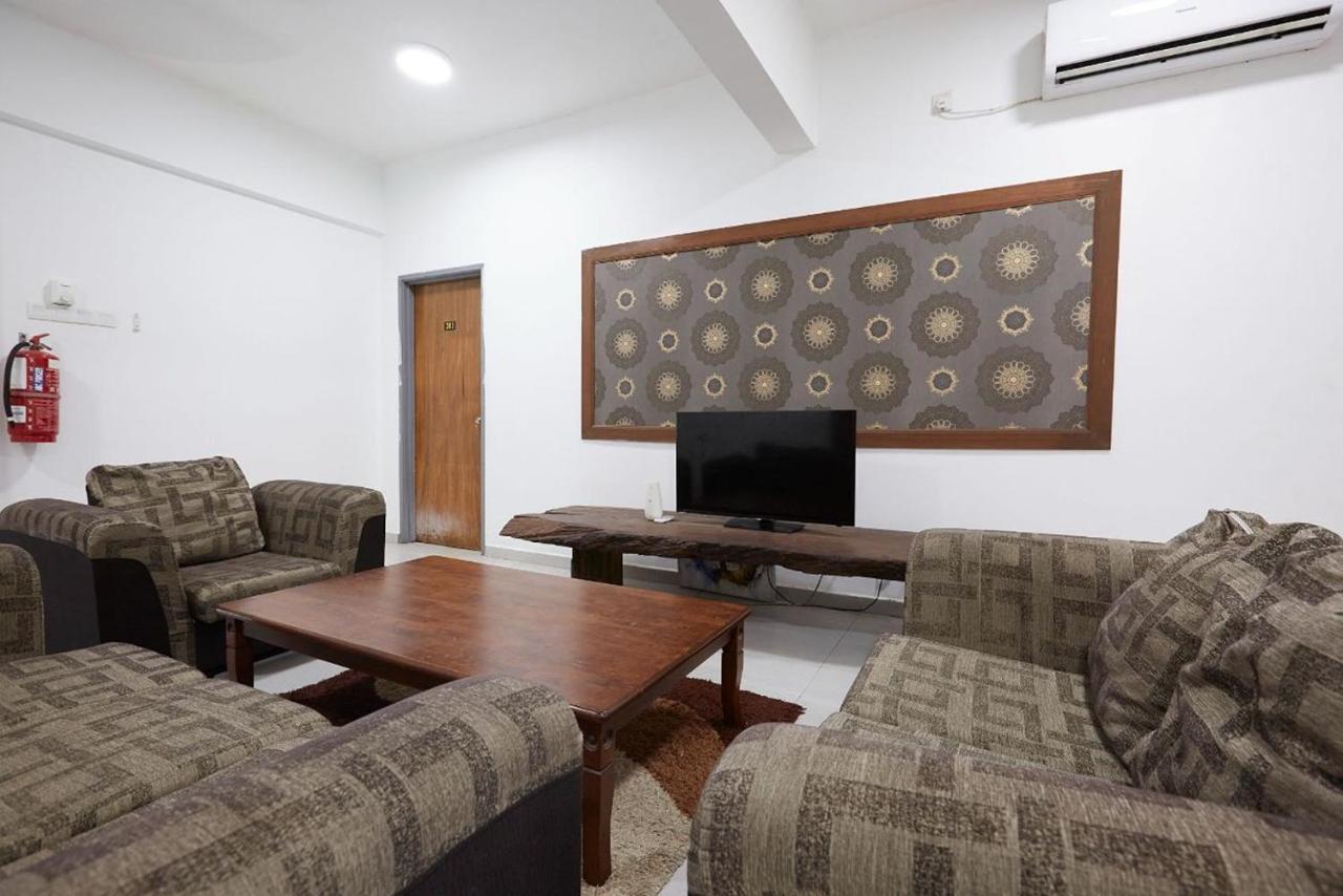 Estudio de 5500 m² con 1 baños de uso privado, en Beserah Kampung Sungai Karang Exterior foto