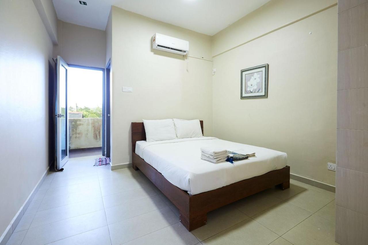 Estudio de 5500 m² con 1 baños de uso privado, en Beserah Kampung Sungai Karang Exterior foto