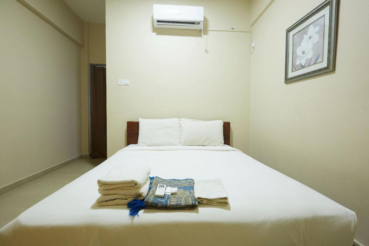 Estudio de 5500 m² con 1 baños de uso privado, en Beserah Kampung Sungai Karang Exterior foto