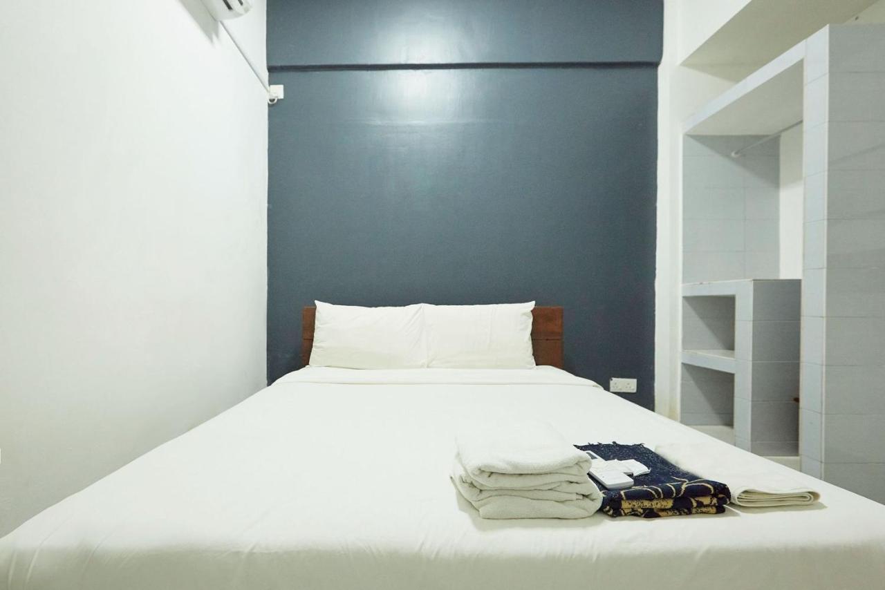 Estudio de 5500 m² con 1 baños de uso privado, en Beserah Kampung Sungai Karang Exterior foto